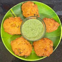 A picture of Parippu vada -kerala style snack.