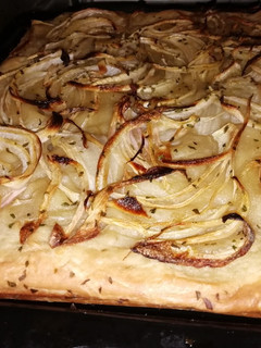 Una foto de Focaccia con cebolla en thermomix