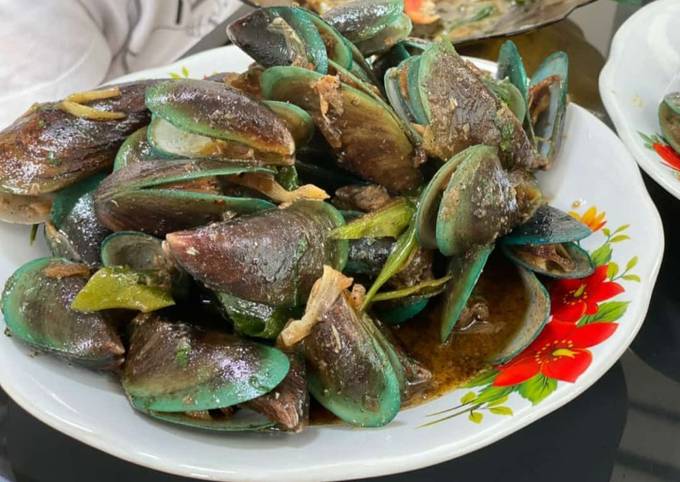 Kerang ijo saos tiram