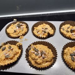 Pumpkin and spelt muffins (sugarless and butterless) A picture of Pumpkin and spelt muffins (sugarless and butterless).