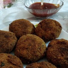 A picture of Banana flower & Sweet Potato Cutlet.