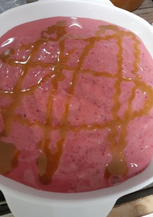 A picture of Bannana strawberry ice cream.