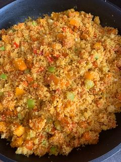 Una foto de Cuscús con verduras