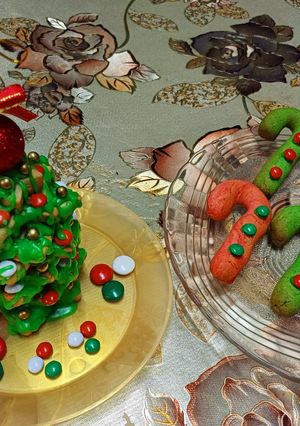 Una foto de Arbolito y bastoncitos navideños 🎄🎅