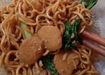 How to Recipe Yummy Quick Fried Noodles Mie Goreng