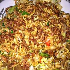 รูปของ Mie goreng Jowo pedas yummy