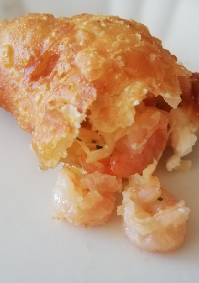 Una foto de Empanadas fritas de queso camarón