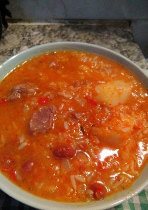 Una foto de Guiso con porotos de frutillas