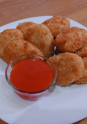 A picture of Potato cheese nuggets it's my favorite snacks I made it.
