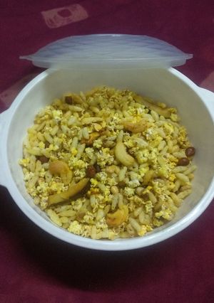 ધાણી મમરા નો ચેવડો રેસીપી મુખ્ય ફોટો