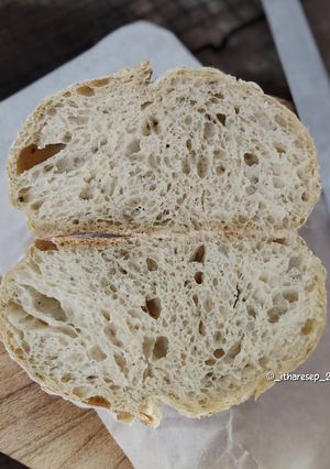 Foto resep Oregano Parsley Wijen Sourdough Bread