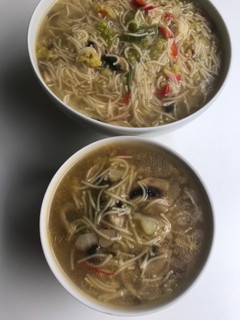 Una foto de Fideos pequeños, gran sopa 🍲