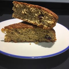 A picture of Yoghurt-pot sponge cake - no butter and no kitchen scales 😉👌🏻.