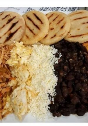 Una foto de Arepas