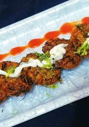 A picture of Shepu bhaji ke pakora(Dill Leaves).
