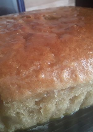 Una foto de Budín de manzana verde con glaseado de maracuyá a mi estilo...🥧🍰🍏🍋🍯🍰🥧