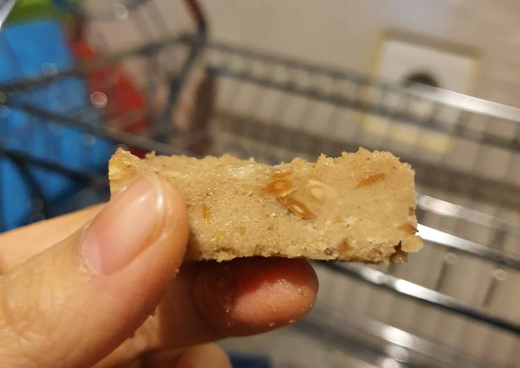 Banana Almond Bar