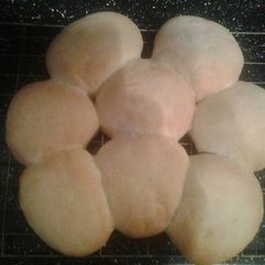 A picture of Bestest burger buns.