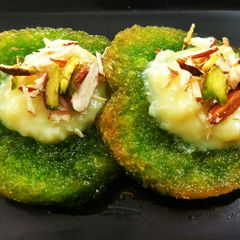 A picture of Shahi tukda with homemade rabdi.