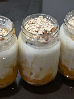 Una foto de Mason Jar mango manzana