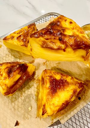 Hình của món Bánh sữa trứng nướng.