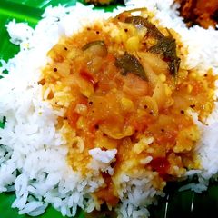 A picture of Onion Sambar.