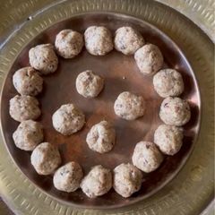 A picture of Dry Fruit Laddoo.
