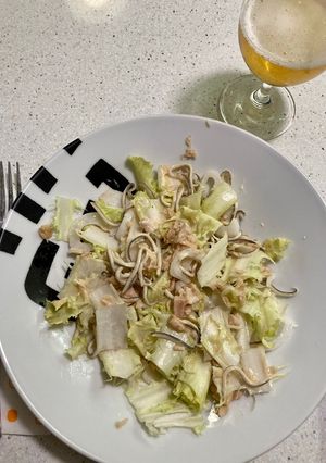 Una foto de Ensalada de Escarola y Gulas