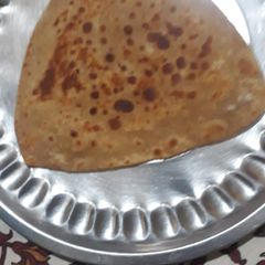 A picture of Ajwain paratha.
