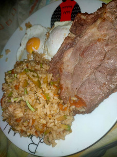 Una foto de Chuletas de aguja con arroz a mi manera