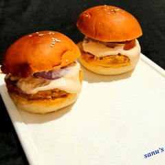 A picture of Keema Chop Burger.