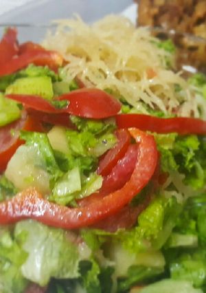 Hình của món Salad sụn rong biển.