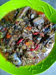 Foto resep Tumis ikan asin peda + terong ungu