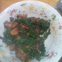 Mix beef with greens A picture of Mix beef with greens.