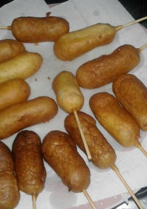 Una foto de Hot dog de salchichas y mozzarella sin harina