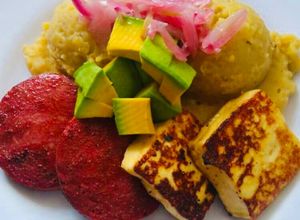 Una foto de Mangú de plátano Dominicano