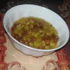 A picture of Grapes chutney.