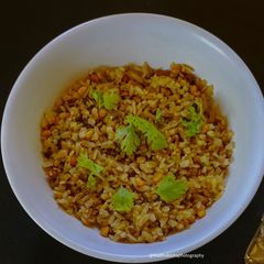 A picture of Kothamalli Aval Upma / Coriander Poha.