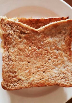 A picture of French Toast.