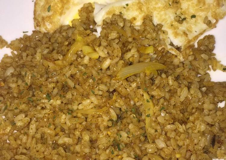 Cara Gampang Menyiapkan Nasi goreng kari Anti Gagal