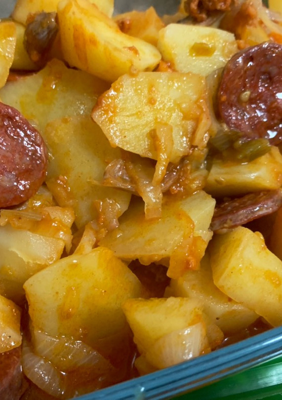 Una foto de Patatas con chorizo tipo a la riojana