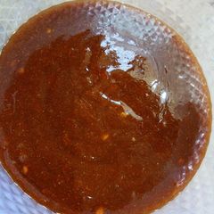 A picture of Bar B Q sauce/Bbq sauce.