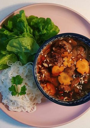 Hình của món Bún chả Hà Nội.