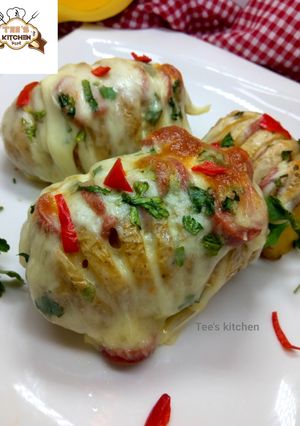 A picture of Baked cheesy potatoe.
