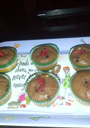 A picture of Chocolate muffins with strawberry love.