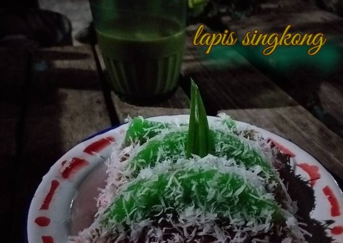 Kue lapis singkong