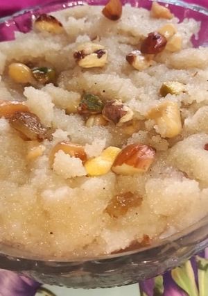 A picture of Sooji halwa.