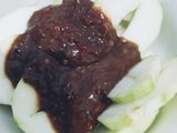 Rujak gula merah mangga muda