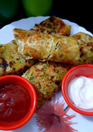 A picture of Egg Paratha.