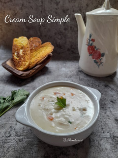 Foto resep Cream Soup with Garlic Bread